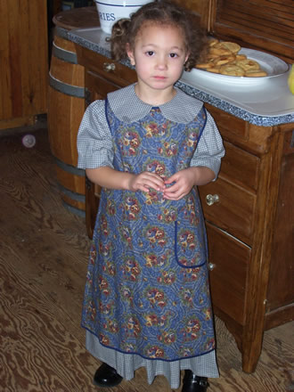 Girls Pinafore Apron